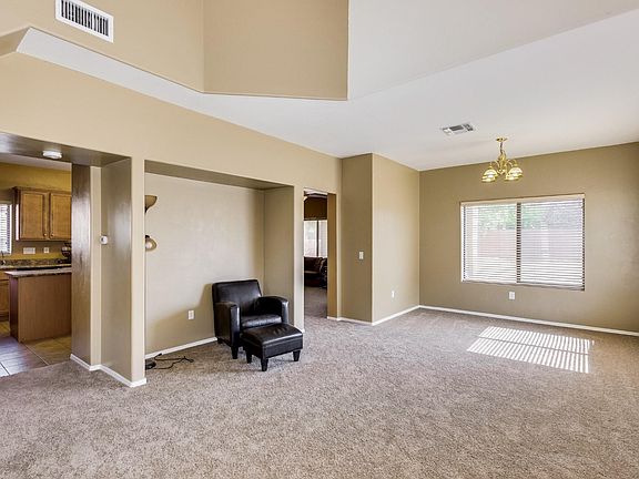 3rd image of 11943 W Fontenelle Dr