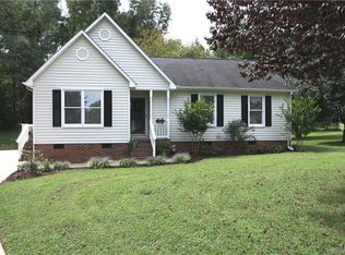 102 Linville Ct, Bessemer City, NC 28016