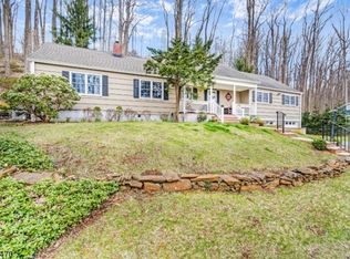 155 Park Pl, Watchung, NJ 07069