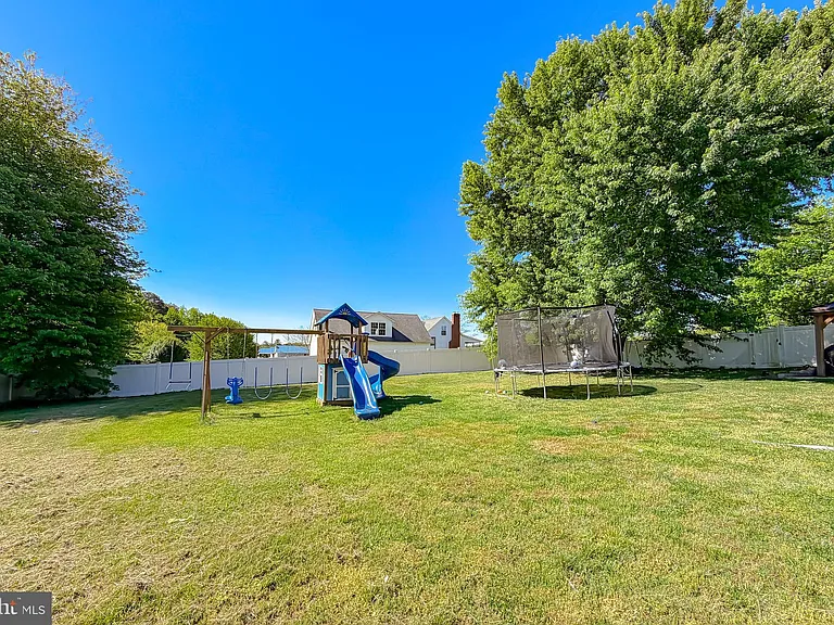 49474 Morning Glory Ln — Photo 52