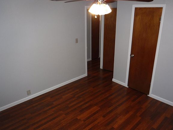 5th image of 2325 King St