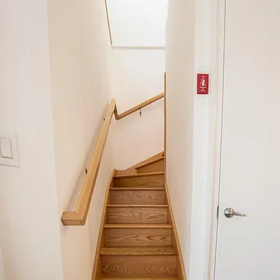 Rented by Nooklyn NYC LLC | media 44