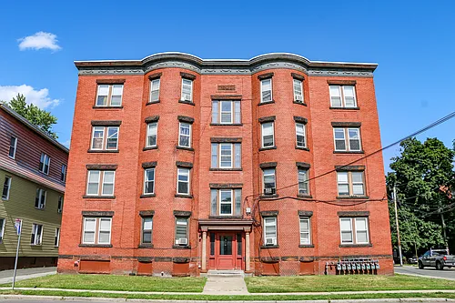 199 Broadway St Photo 1