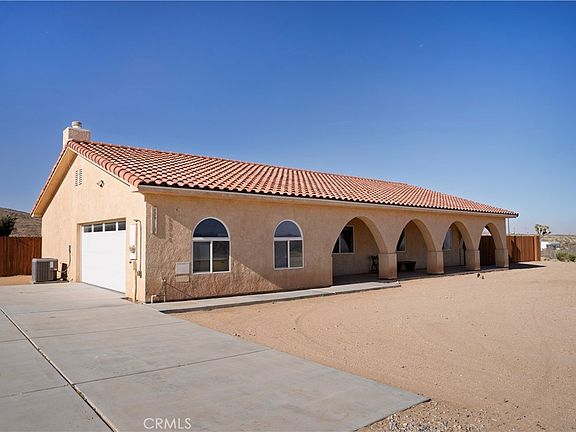 3rd image of 60718 Belfair Dr