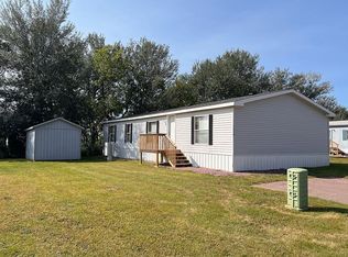 1715 E Speyside Pl, Sioux Falls, SD 57104