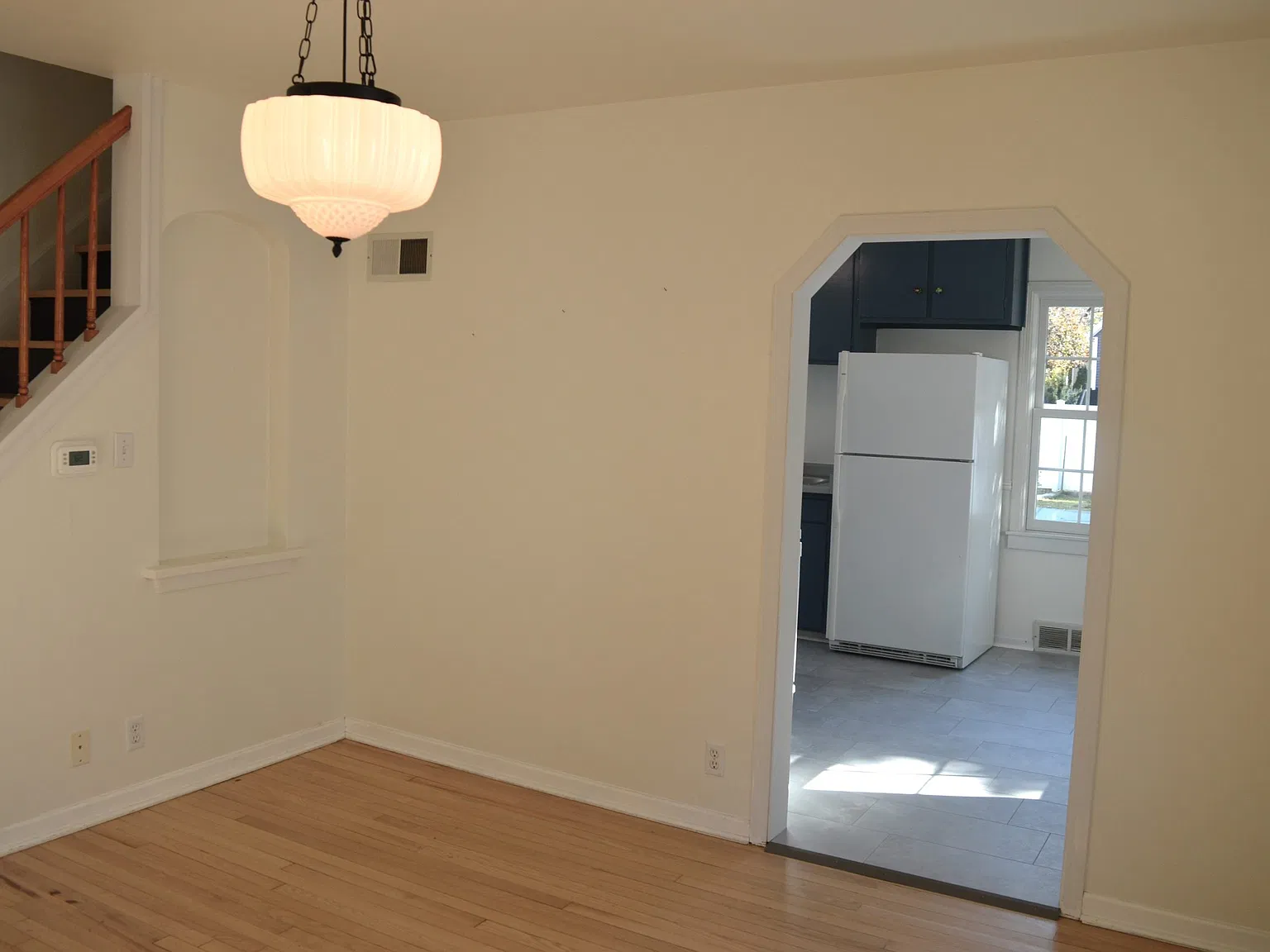 2 bed, 1090 sqft, $2,095 — Photo 1