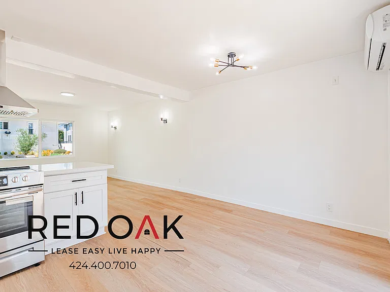 1540 W 145th St #14 — Photo 10