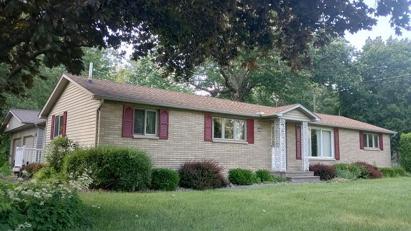 1st image of 9060 Willett Rd