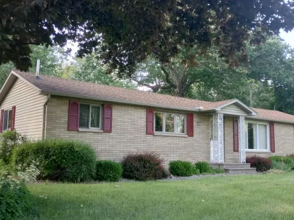 9060 Willett Rd, Fairgrove, MI 48733