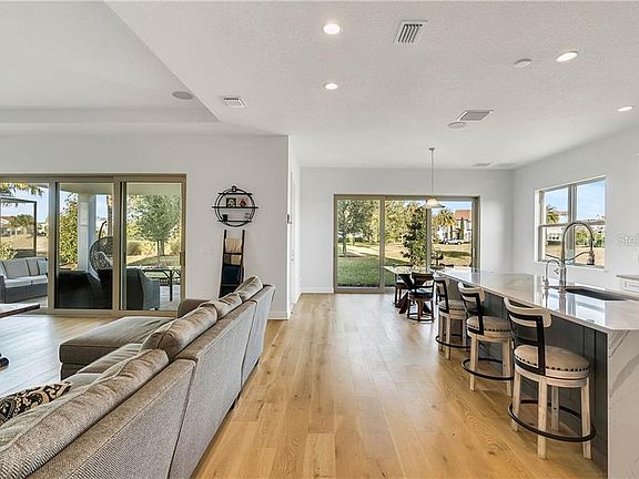 4th image of 8181 Topsail Pl