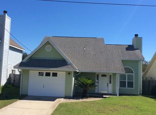 473 Sandy Ridge Cir, Mary Esther, FL 32569