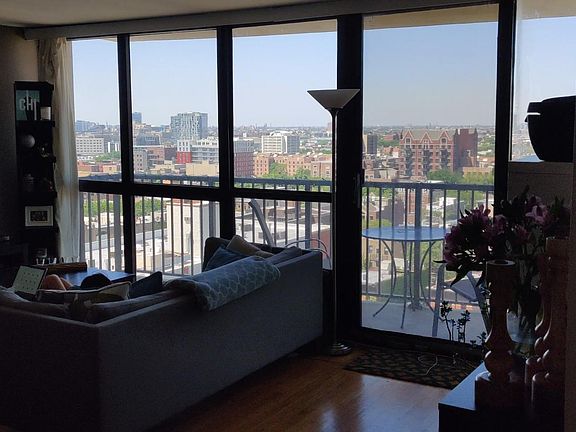 4th image of 1540 N La Salle St #1508