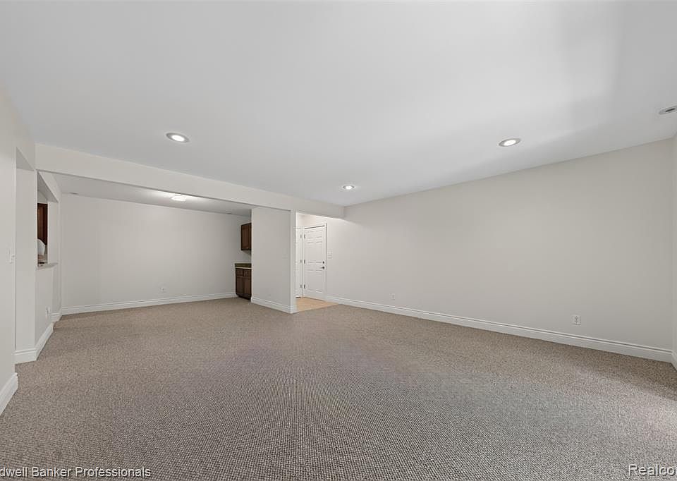 1111 N Old Woodward Ave Unit 17, photo 17