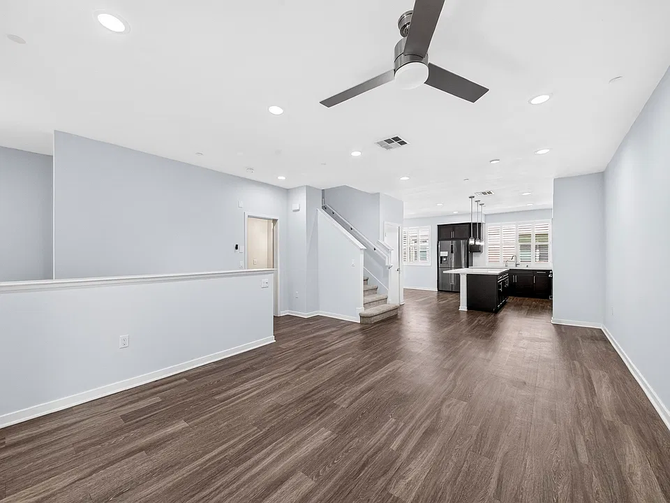 676 Colorado Cir