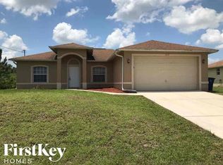 4115 10th St SW, Lehigh Acres, FL 33976
