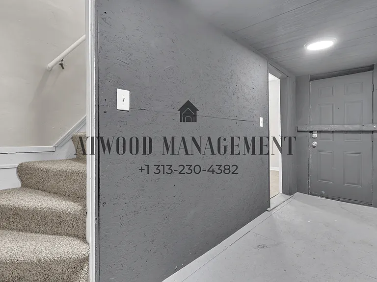 6439 Fischer Ave — Photo 11