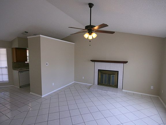 4th image of 1709 Lea Ann Dr
