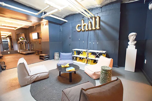 Rented by Uptown Flats LLC | media 22