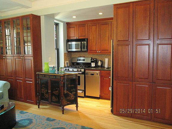3rd image of 7 Park Ave APT 17F