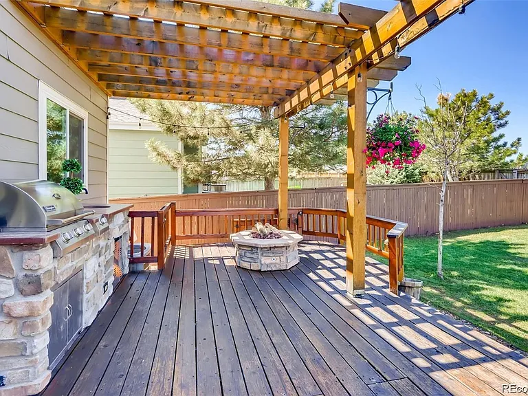 9745 Gatesbury Cir — Photo 25