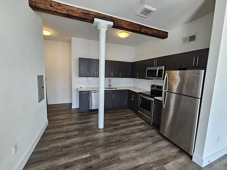Textile Lofts — Photo 21