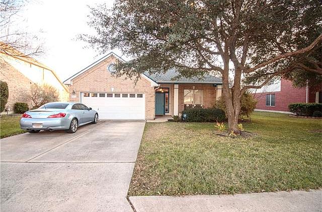 1st image of 15017 Mallard Green Ln