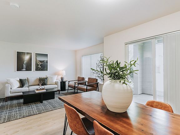 Inviting Open Layout