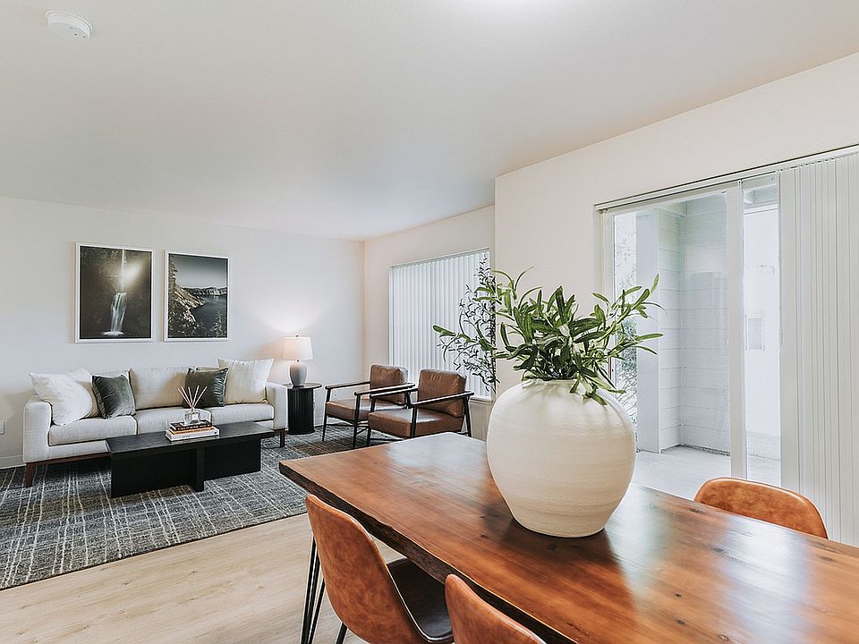 Inviting Open Layout