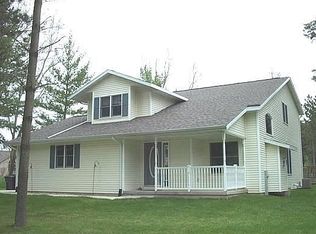N7409 Grand View Dr, Whitewater, WI 53190