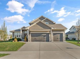 13105 W 171st St, Overland Park, KS 66221