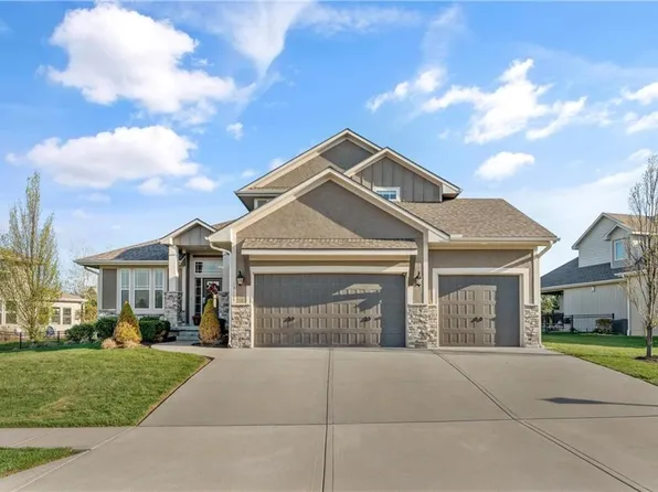 13105 W 171st St, Overland Park, KS 66221