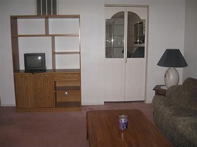 3rd image of 8300 Glen Oaks Ct