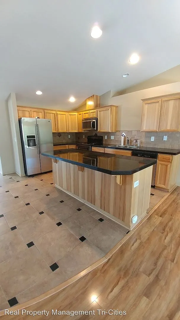 4430 Kubota Ln photo 1
