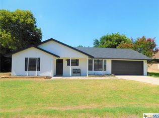 7285 Woodlake Cir, Belton, TX 76513