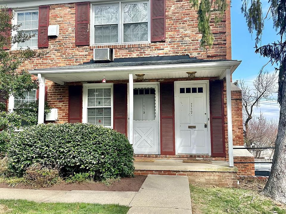 1st image of 119 Talbott St #119