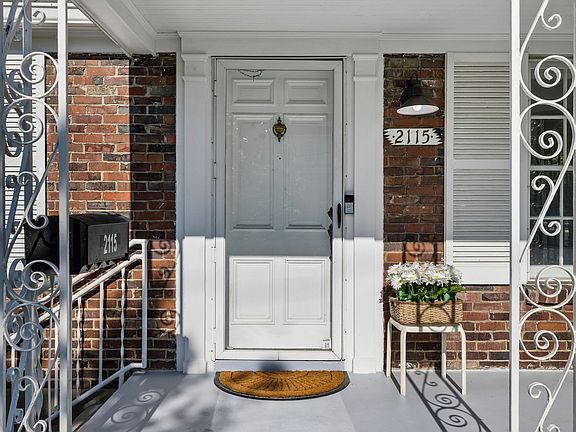 5th image of 2115 Natchez Trce