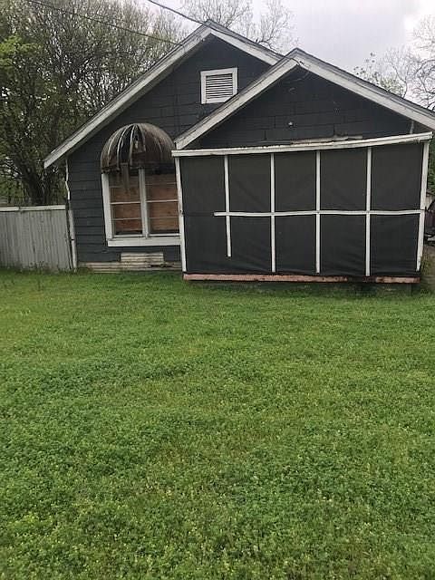 1st image of 2611 Southland St