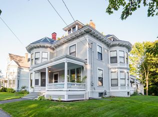 10 W Broadway, BANGOR, ME 04401