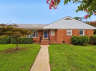 15 Hodges Dr, Hampton, VA 23666
