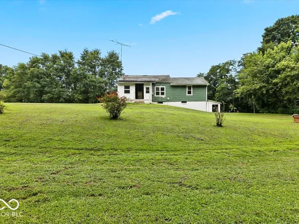 200 S Madison St, Bowling Green, IN 47833