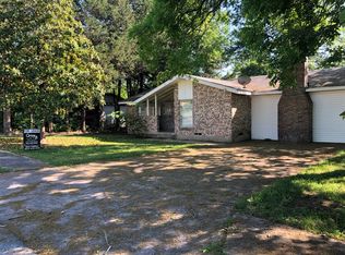 203 Brookhaven Ter, Commerce, TX 75428