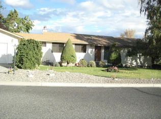9 N 77th Ave, Yakima, WA 98908