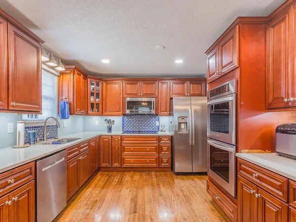1812 Clearview Dr, Chattanooga, TN 37421