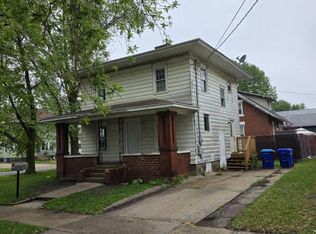 121 1st St NW, Oelwein, IA 50662