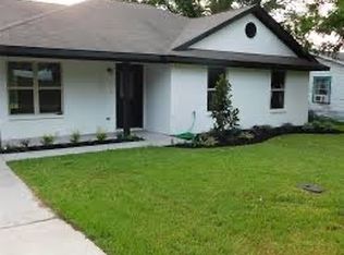 104 S 4th St, Celeste, TX 75423