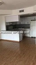Las Vista At Doral Condo — Photo 2