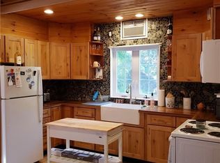 120 Mill St, Tiverton, RI 02878