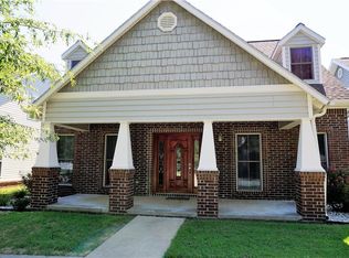 1402 NE Young Ave, Bentonville, AR 72712