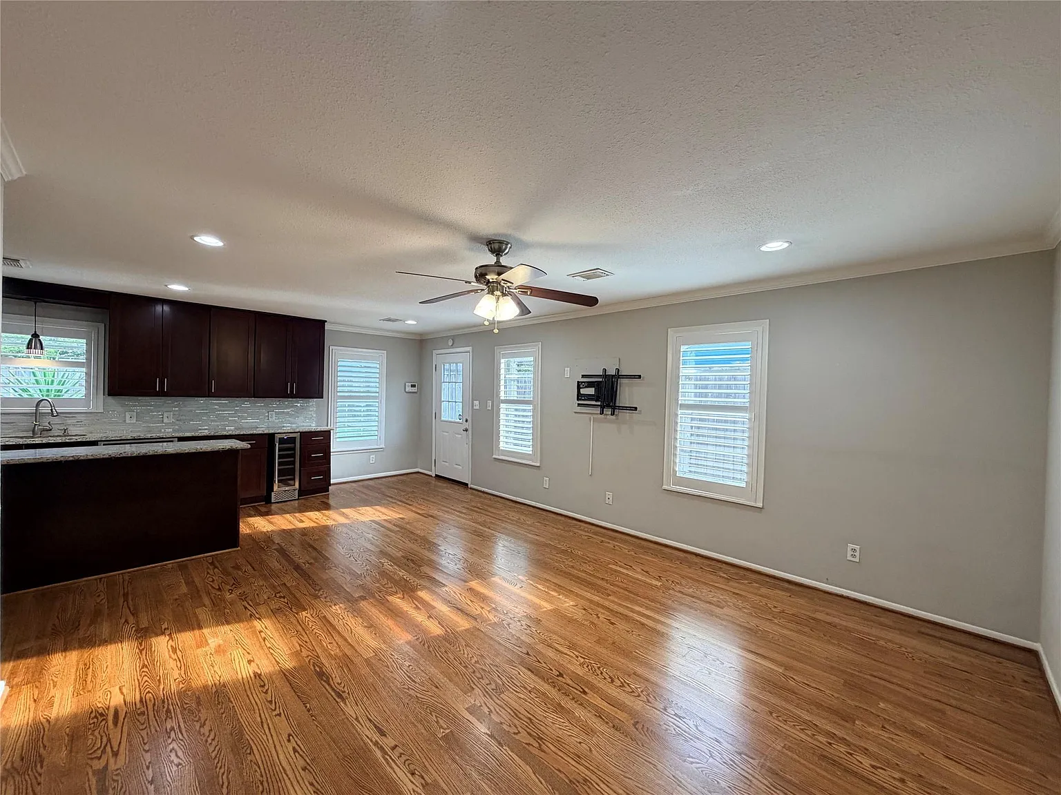 2 bed, 2.0 bath, 1168 sqft, $2,795 — Photo 4