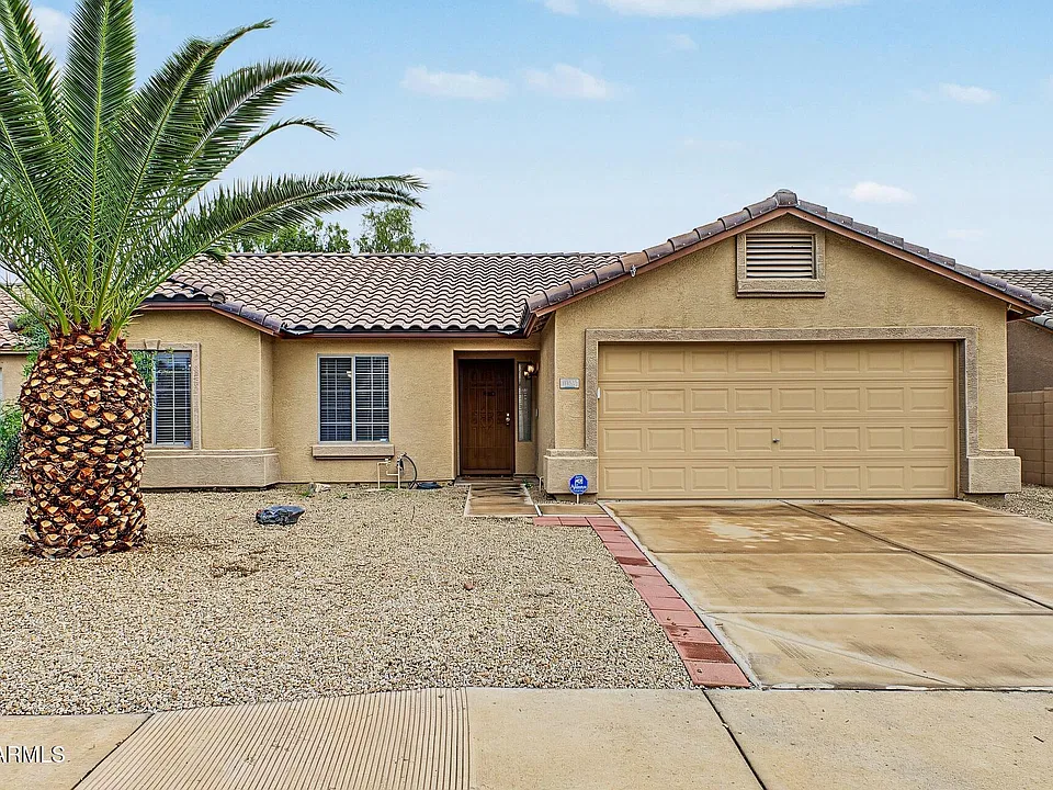 10635 E Florian Ave